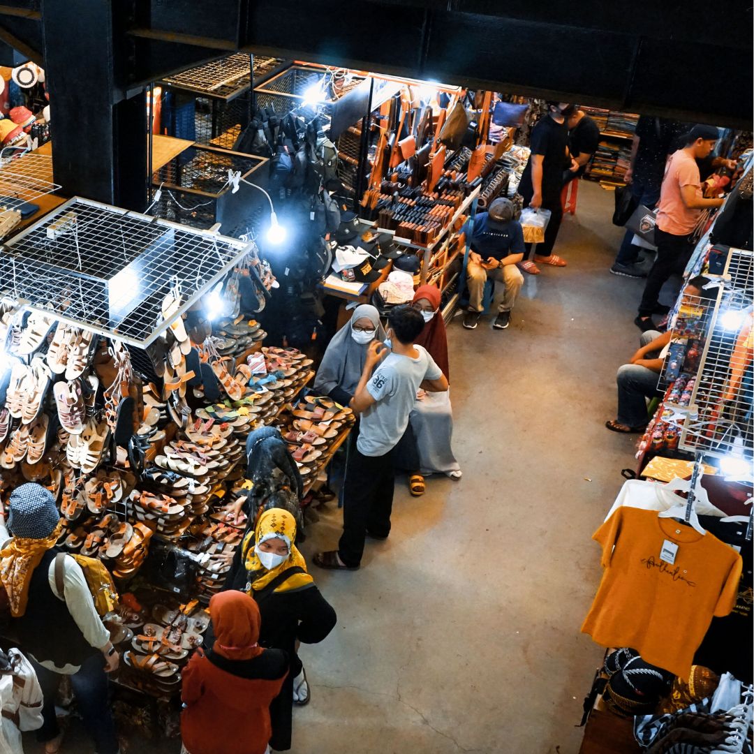 Peran Pelatihan Akademi AMC dalam Meningkatkan Daya Saing UMKM